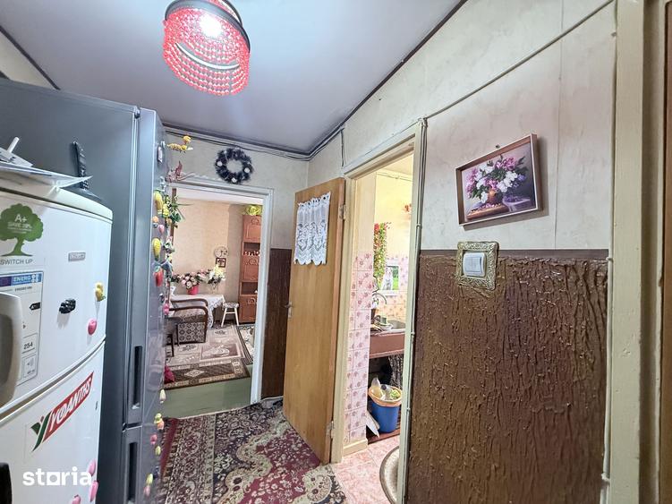 Apartament 3 camere, decomandat, str Uioara - 12