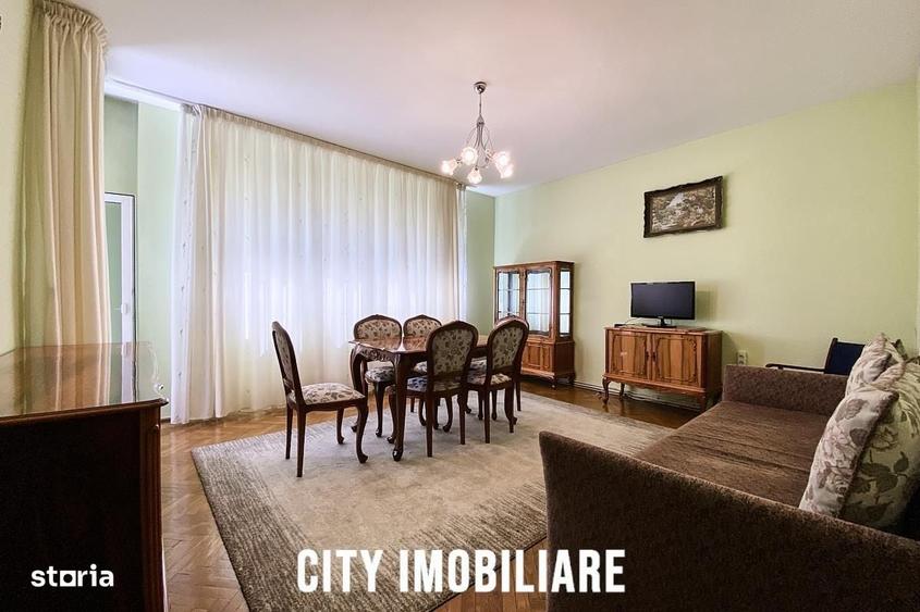 Apartament cu 3 camere decomandat în Central