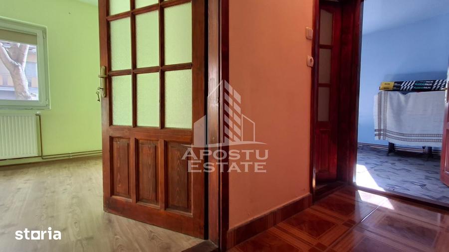 Apartament cu 3 camere în Micălaca