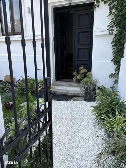 Apartament cu 4 camere decomandat, mobilat în Unirii