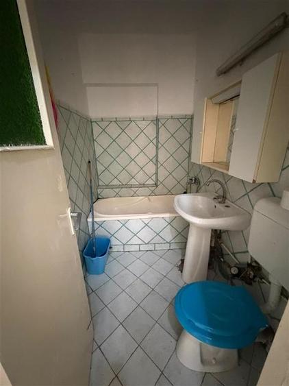 Apartament cu 2 camere semidecomandat în Gară