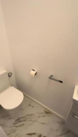 Apartament cu 3 camere, mobilat în Cotroceni