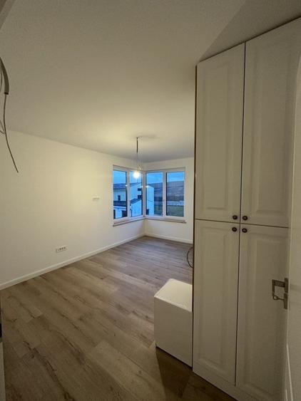 Duplex cu 6 camere cu Canalizare în Borhanci