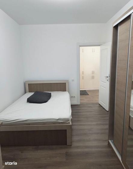Apartament cu 3 camere decomandat, mobilat în Vitan
