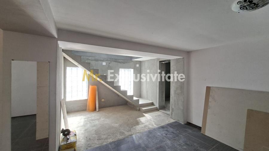 Casă individuală cu 5 camere cu Canalizare în Prundu