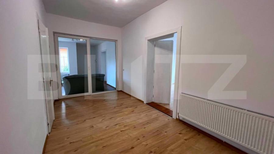 Spațiu comercial, de 180 mp, în Central