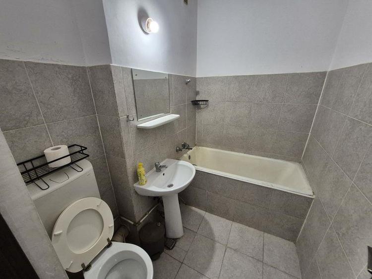 Garsonieră semidecomandată în Podul de Piatră
