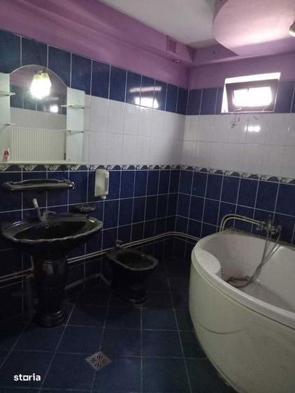 Casă cu 4 camere cu Teren 200 Mp în Blejoi