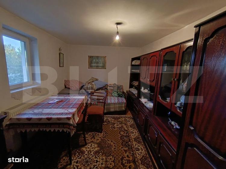 Casă cu 3 camere cu Teren 800 Mp în Var