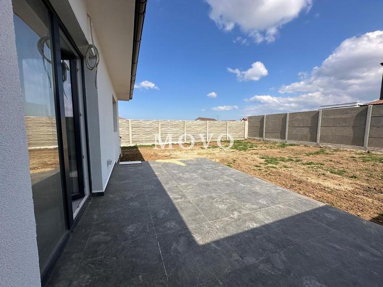 Duplex cu 3 camere cu Garaj în Sânandrei