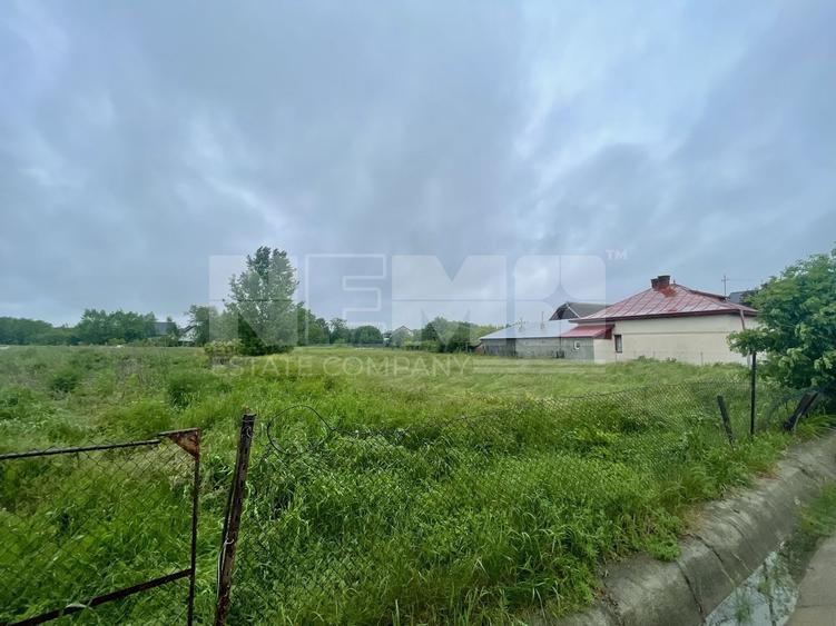 Teren Construcții intravilan de 1100 mp, în Nord