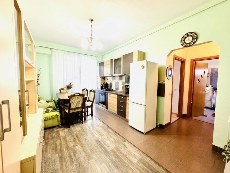 Apartament cu 2 camere semidecomandat în Mihai Viteazul
