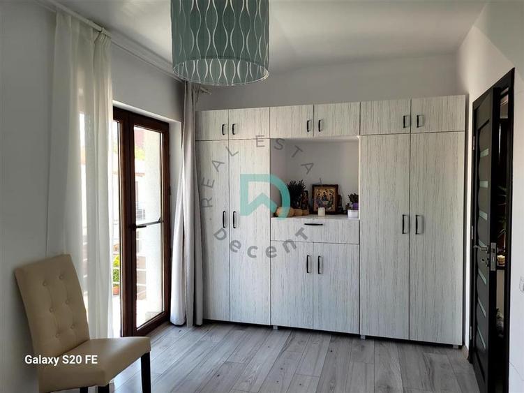 Casă individuală cu 4 camere cu Canalizare în Bartolomeu