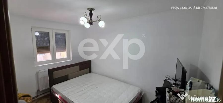 Apartament 3 Camere Decomandat, Etaj 1, Renovat complet, tot - 1