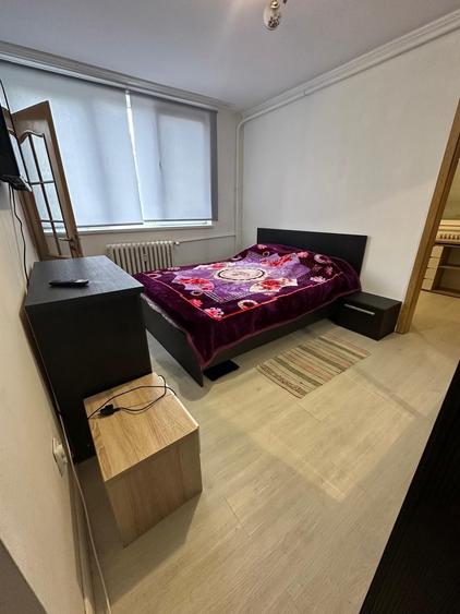 Apartament cu 2 camere semidecomandat în Borș