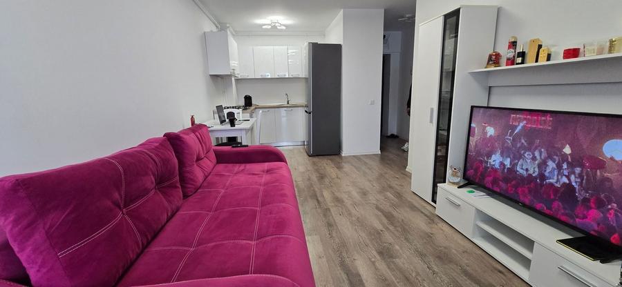 Apartament cu 2 camere decomandat, mobilat în Est