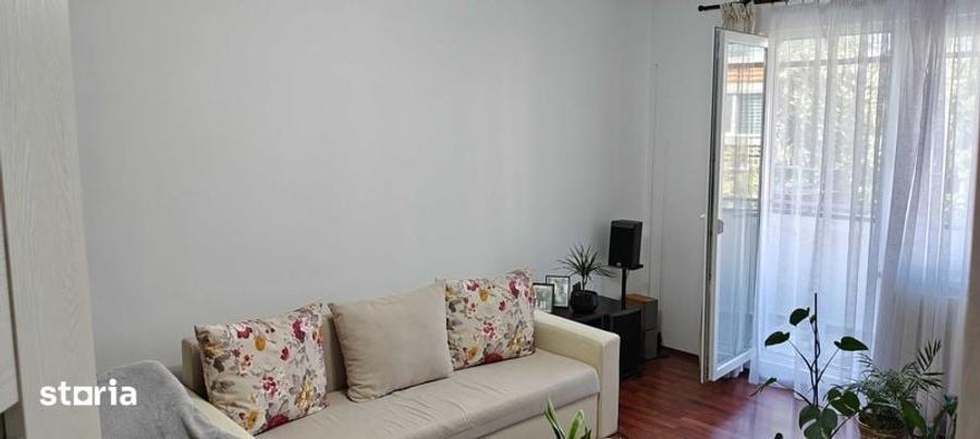 Apartament cu 2 camere decomandat în Libertății