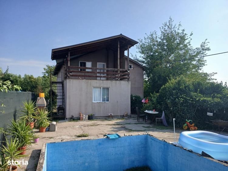 Casă cu 4 camere în Siliștea Crucii