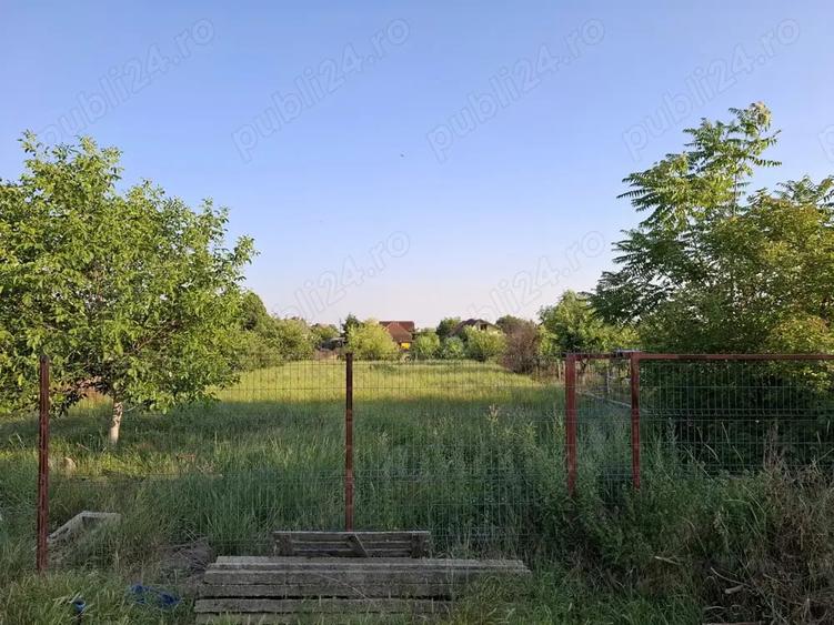 Casă cu 3 camere cu Teren 1820 Mp în Sânandrei