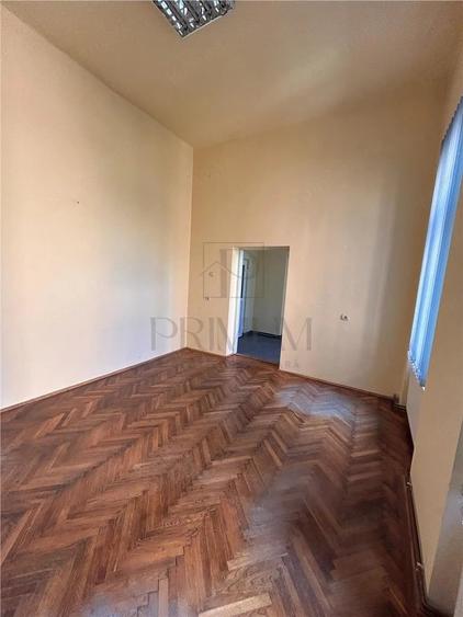 Spațiu comercial, în P-ța Unirii