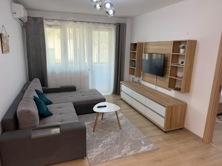 Apartament cu 2 camere decomandat în Trivale