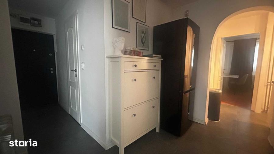 Apartament cu 2 camere în Tei