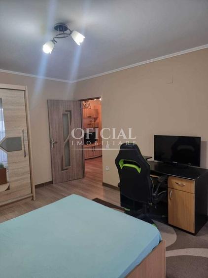 Apartament cu 2 camere semidecomandat, mobilat în Florești