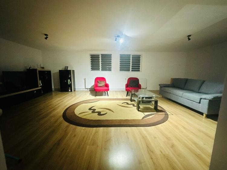 Casă cu 3 camere în Central
