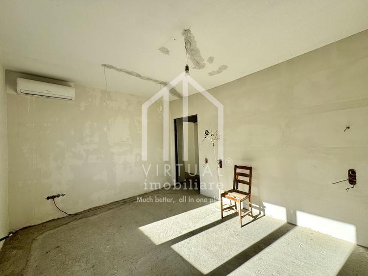 Apartament cu 3 camere semidecomandat în Central