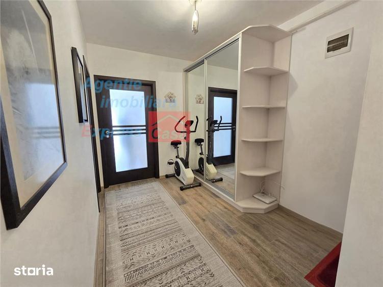 Apartament cu 3 camere, mobilat în Bucium