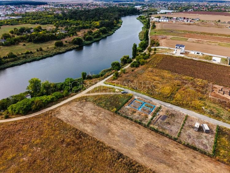 Teren Construcții intravilan de 1200 mp, în Balotești