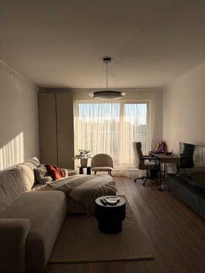 Apartament cu 2 camere semidecomandat în Între Lacuri