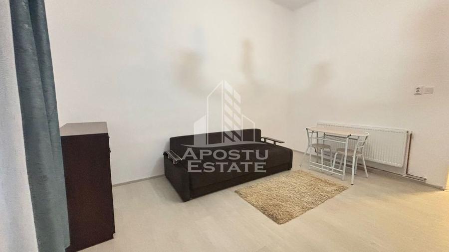Garsonieră decomandată, mobilată în Complex Studențesc