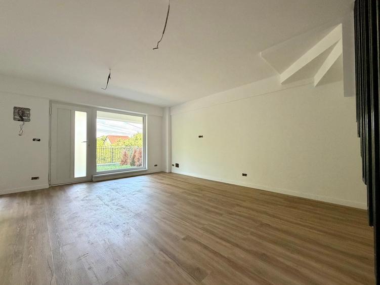 Apartament cu 3 camere decomandat în Păcurari