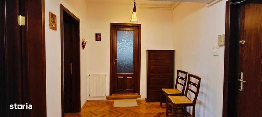 Apartament cu 2 camere în Centrul Istoric