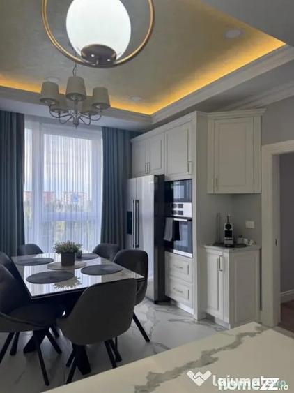 Apartament cu 3 camere decomandat în Rădăuți