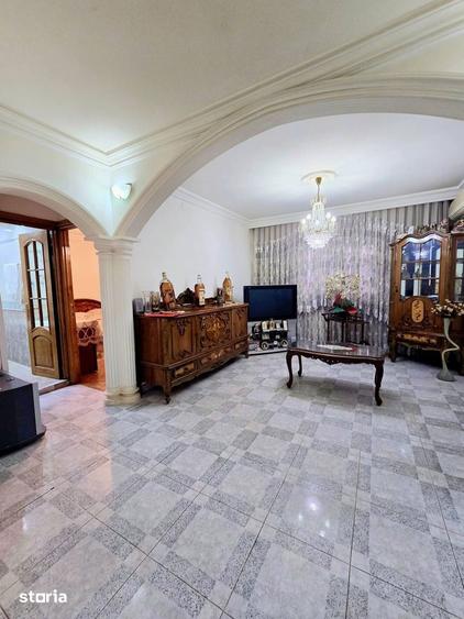 Apartament cu 4 camere, mobilat în Colentina