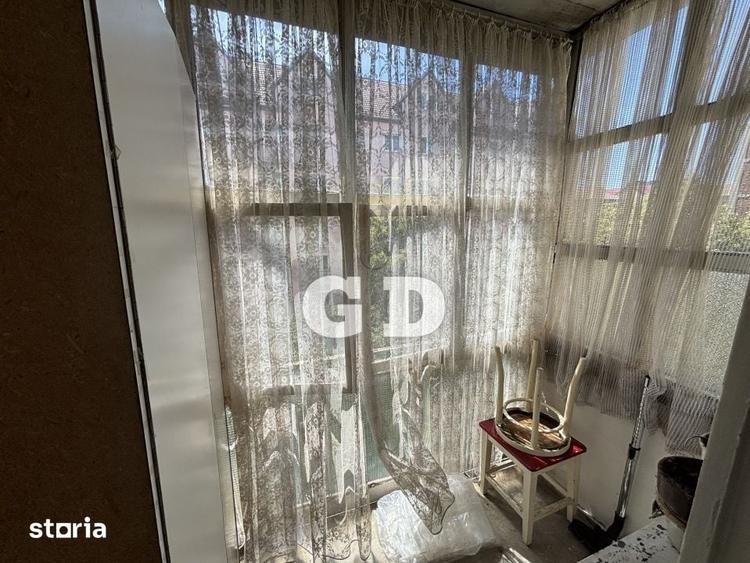 Apartament cu 2 camere semidecomandat în Cedonia