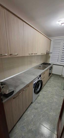 Inchiriez apartament 2 camere str. Petru Rares - 5