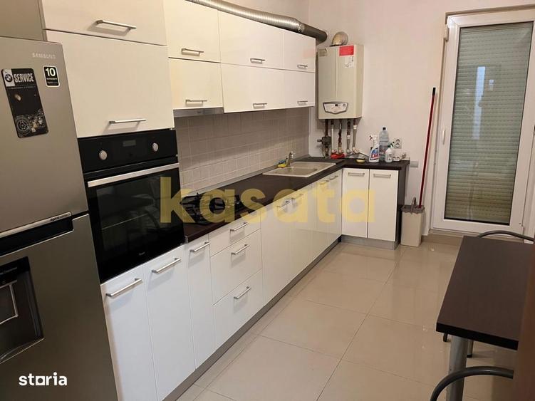 Apartament cu 2 camere, mobilat în Central