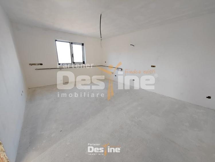 Casă individuală cu 4 camere cu Teren 470 Mp în Bârnova