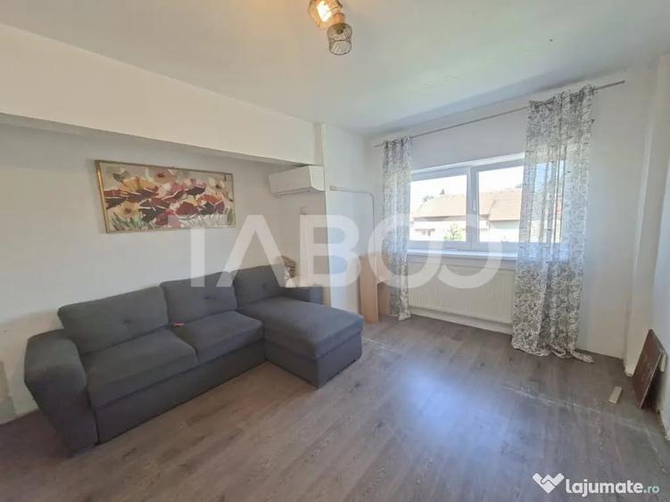 Apartament cu 2 camere decomandat în Ștrand