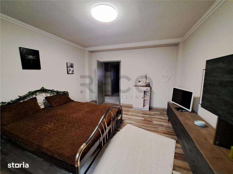 Casă cu 4 camere cu Teren 500 Mp în Central