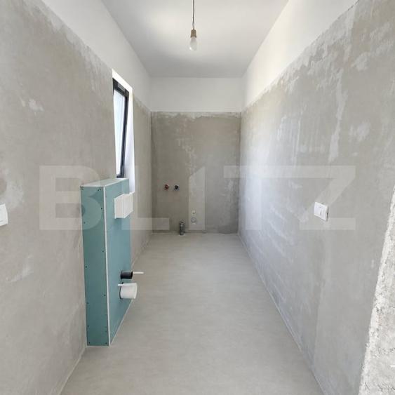 Duplex cu 4 camere cu Canalizare în Giroc
