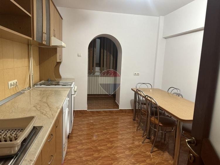 Apartament cu 3 camere de închiriat Privighetoriii - 10