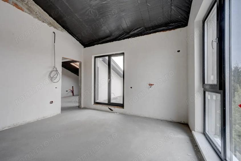 Apartament cu 4 camere în Central