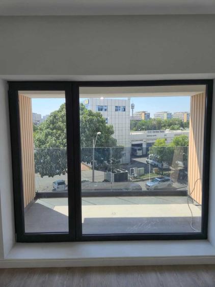 Apartament cu 2 camere semidecomandat în Fundeni
