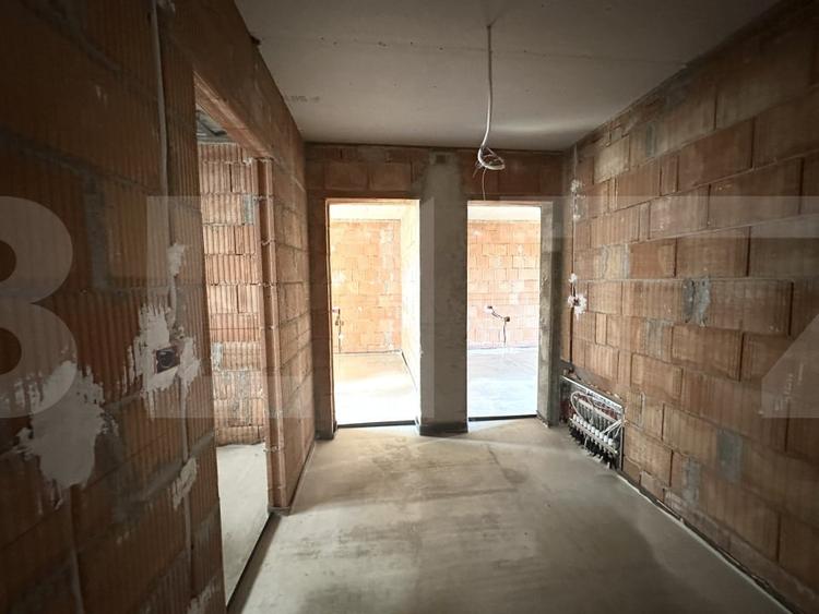 Apartament cu 3 camere decomandat în Braytim
