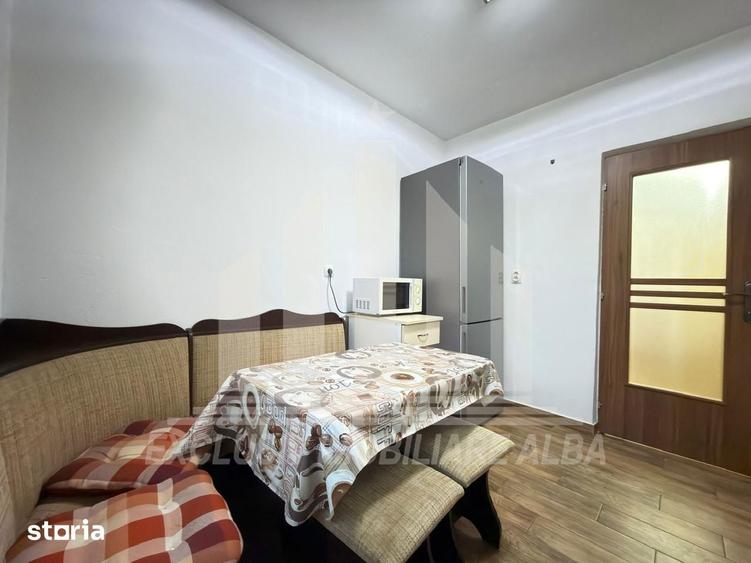 Apartament cu 3 camere decomandat, mobilat în Cetate