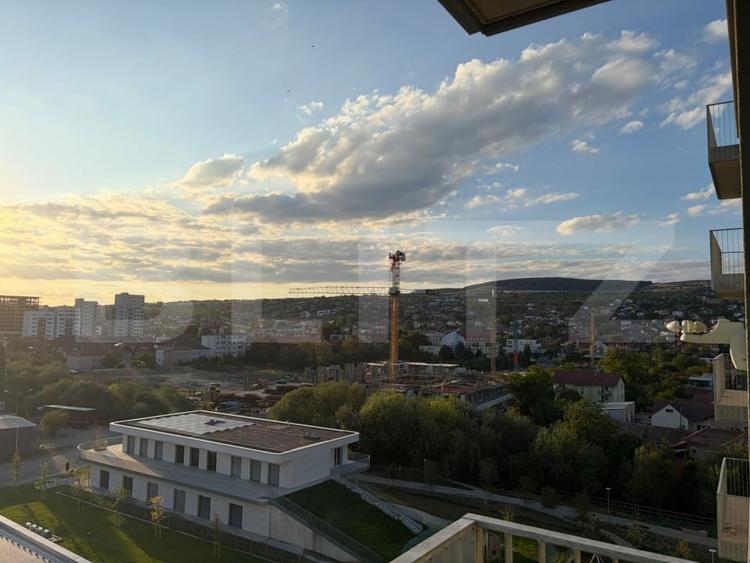 Apartament cu 3 camere semidecomandat în Semicentral